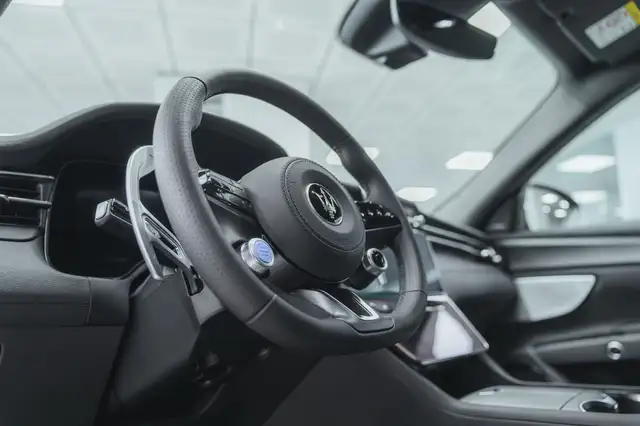 Maserati Grecale view 6