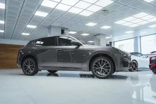 Maserati Grecale view 2