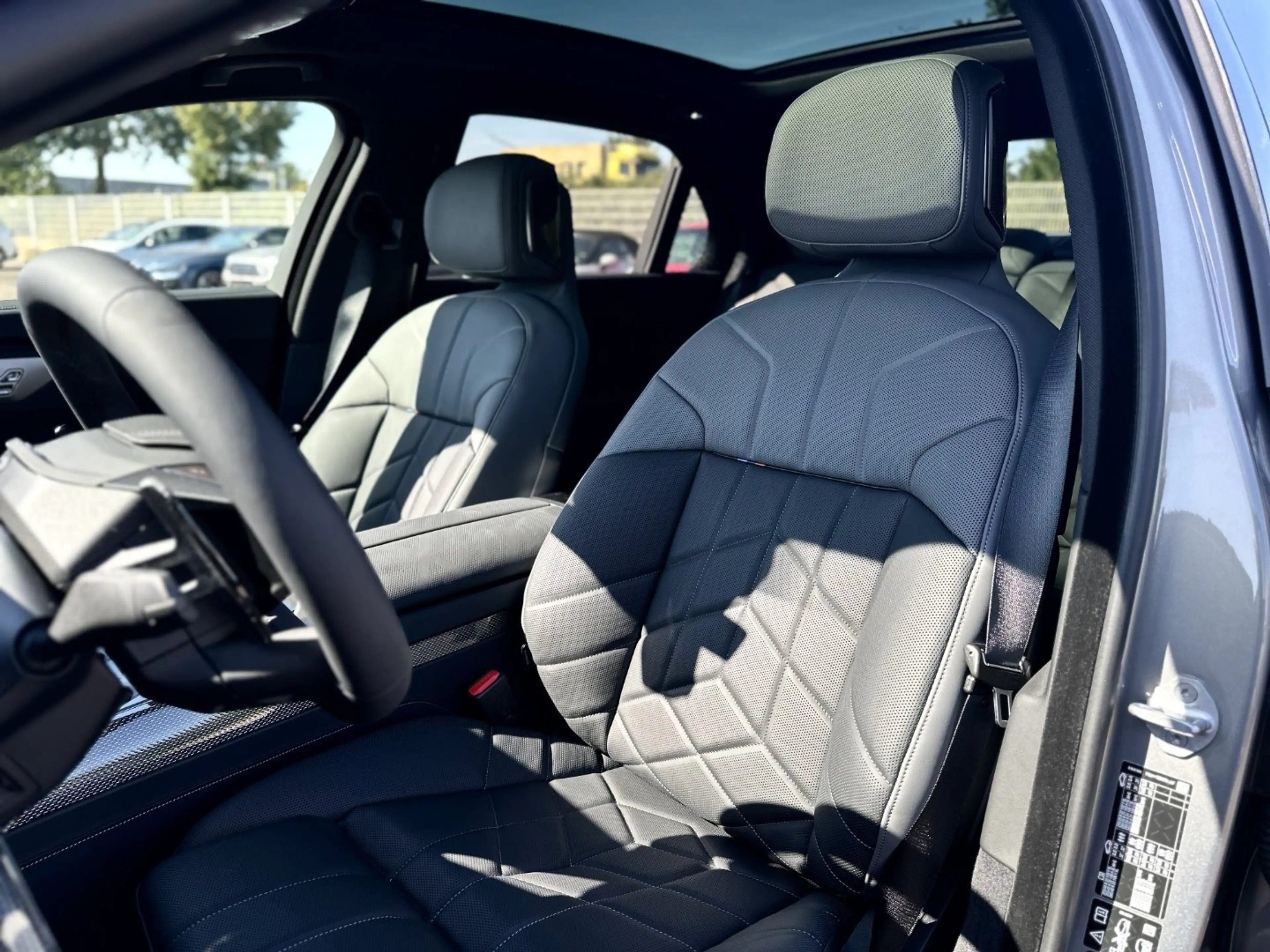 BMW 740 xDrive Limousine M Sport Pro Autobahnassistent AHK — photo 10