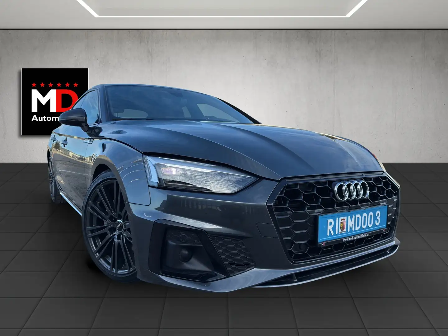Audi A5 40 TDI S line Grau - 2