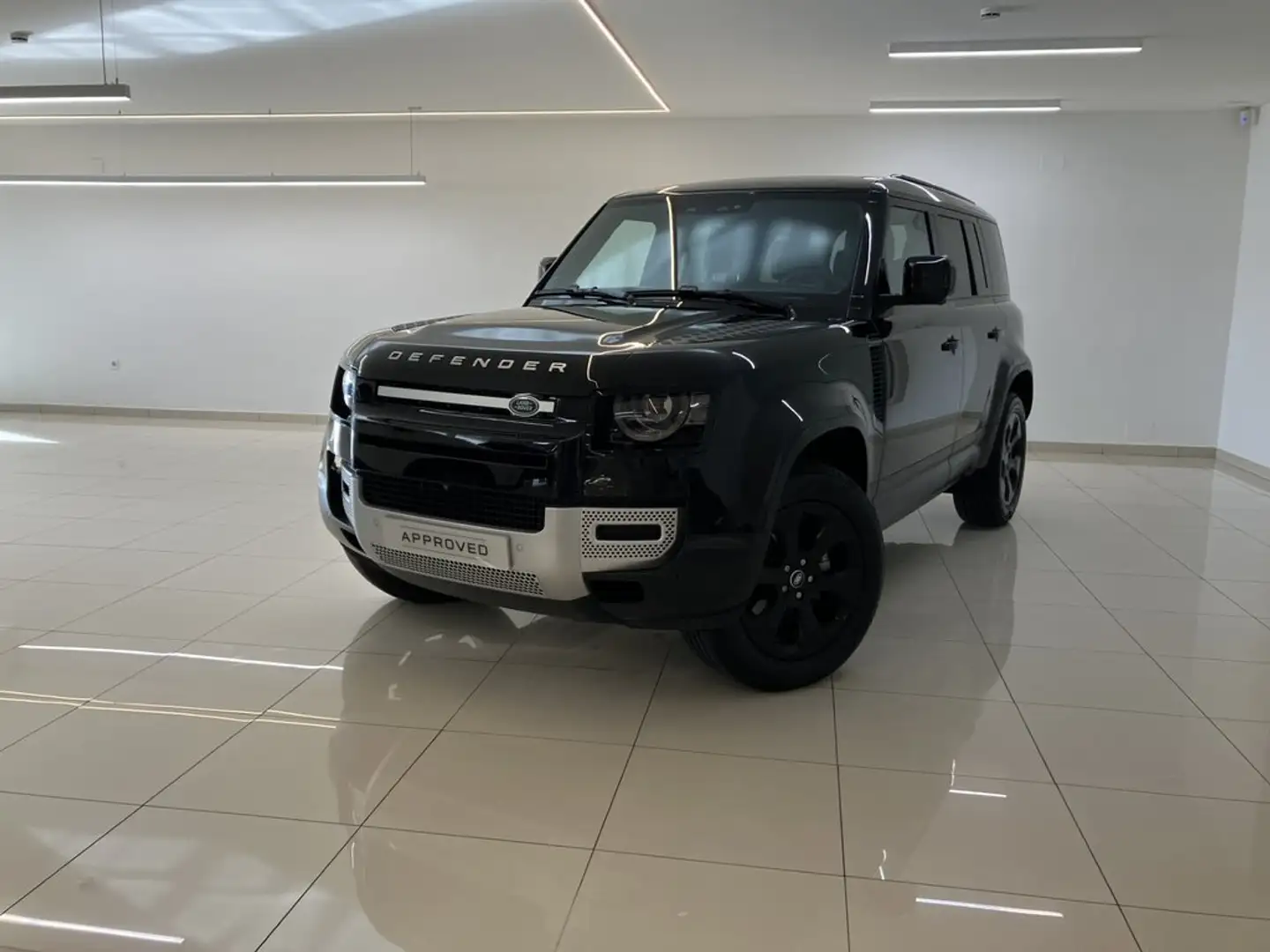 Land Rover Defender 110 3.0D l6 MHEV S AWD Aut. 250 Negro - 1