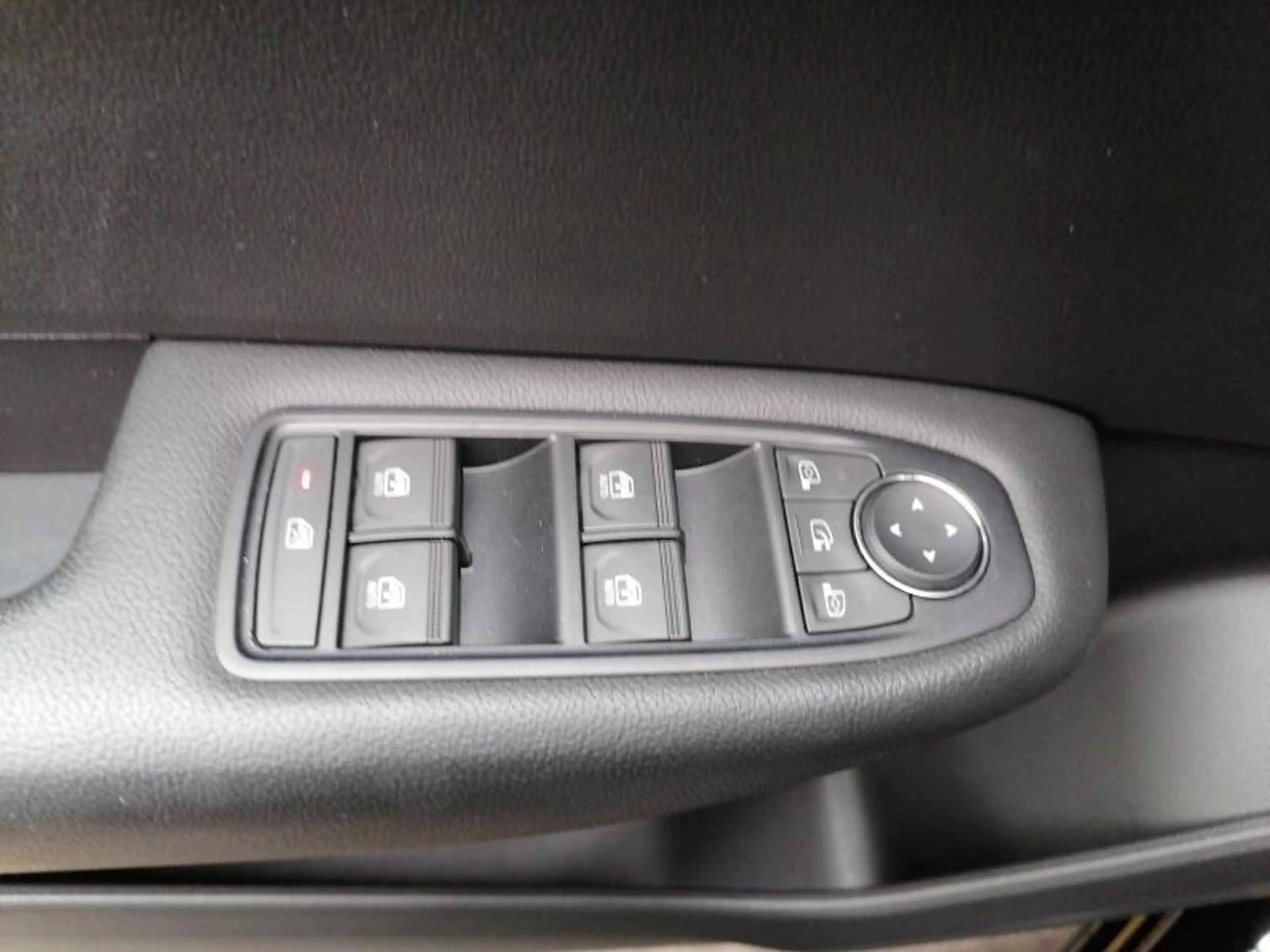 Renault Arkana E-TECH 1.6i Evolution 145 HP — photo 13