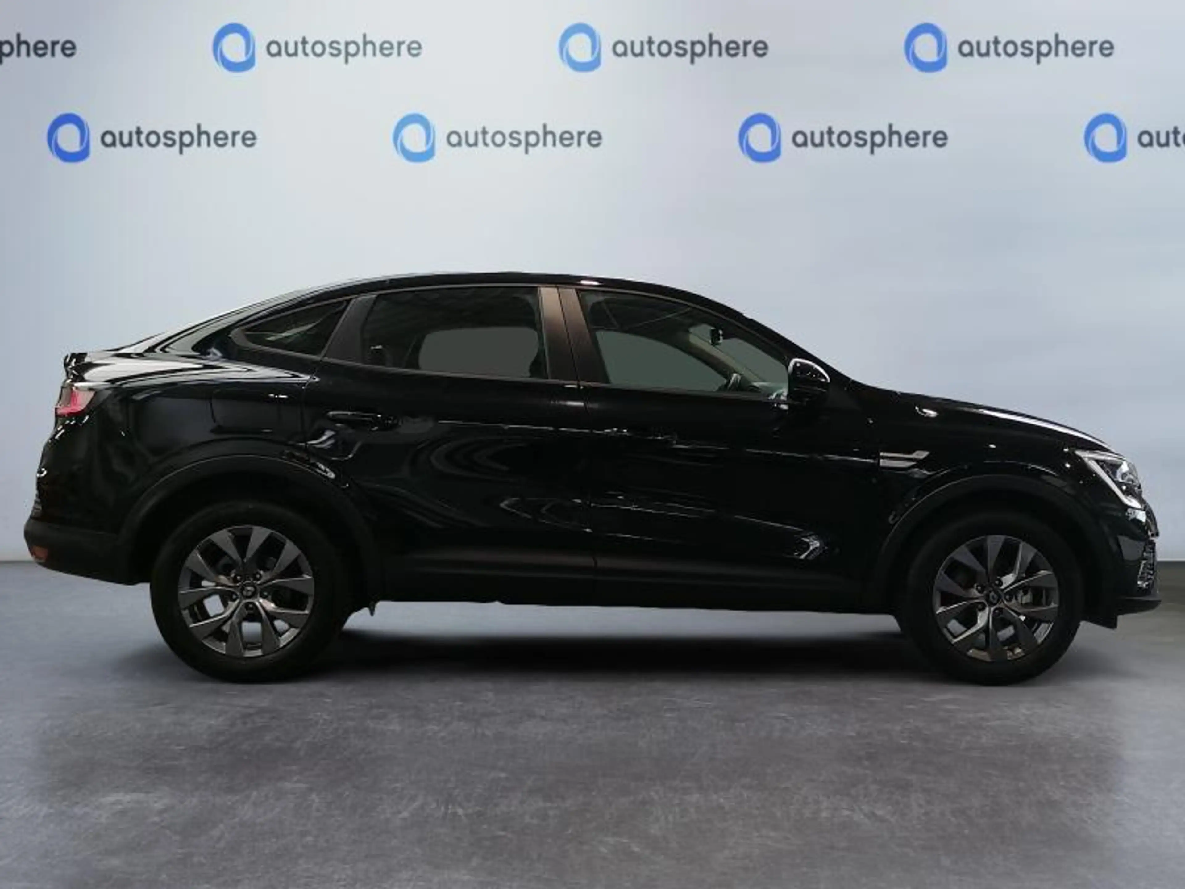 Renault Arkana E-TECH 1.6i Evolution 145 HP — photo 4