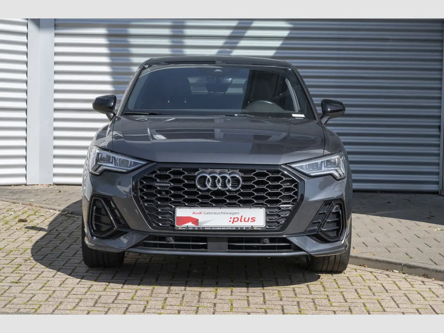 Audi Q3 SB S line 45 TFSI quat. S tronic ACC*Matrix*B&O*Pa Grau - 2