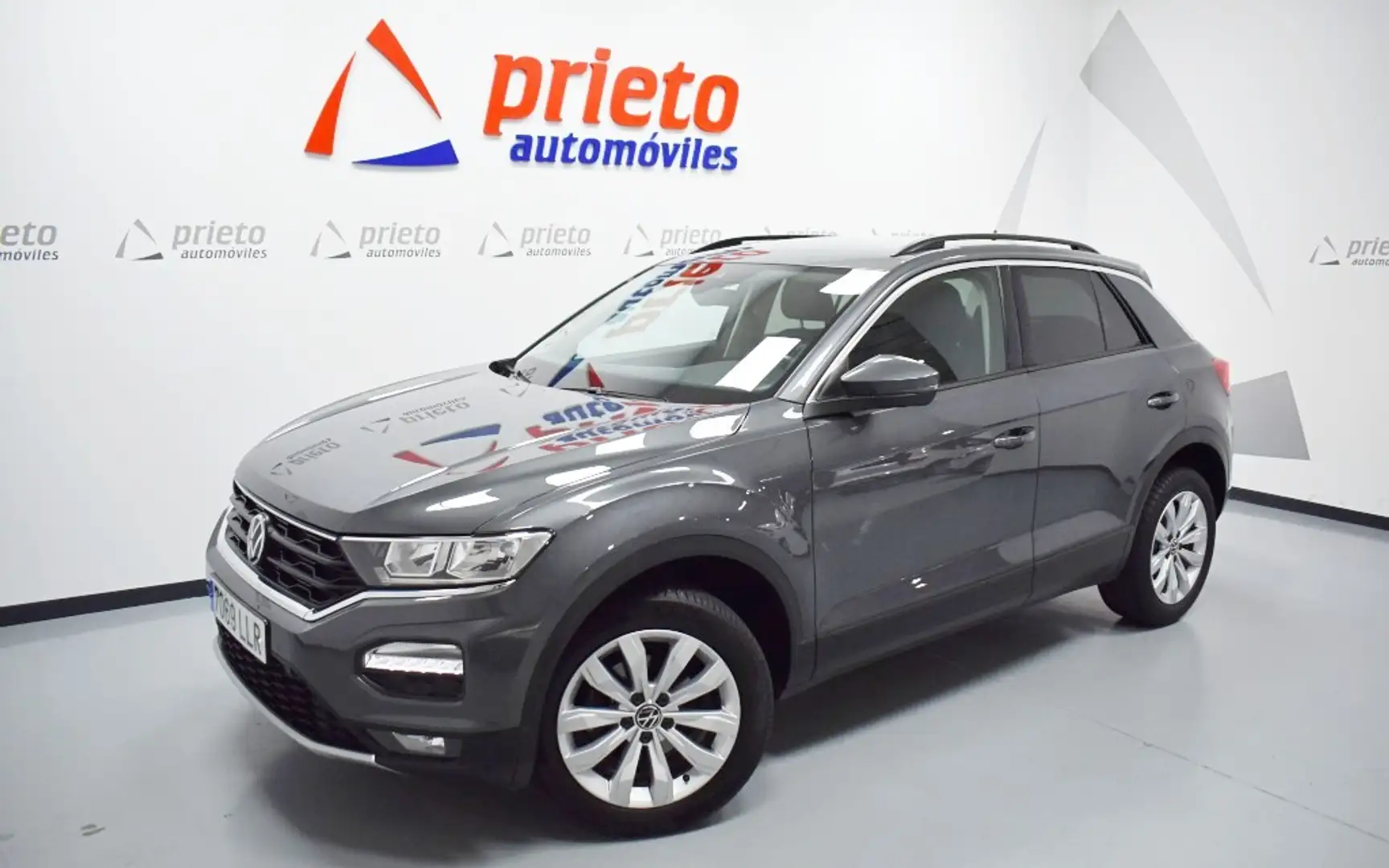 Volkswagen T-Roc 1.5 TSI Advance DSG7 Grau - 1