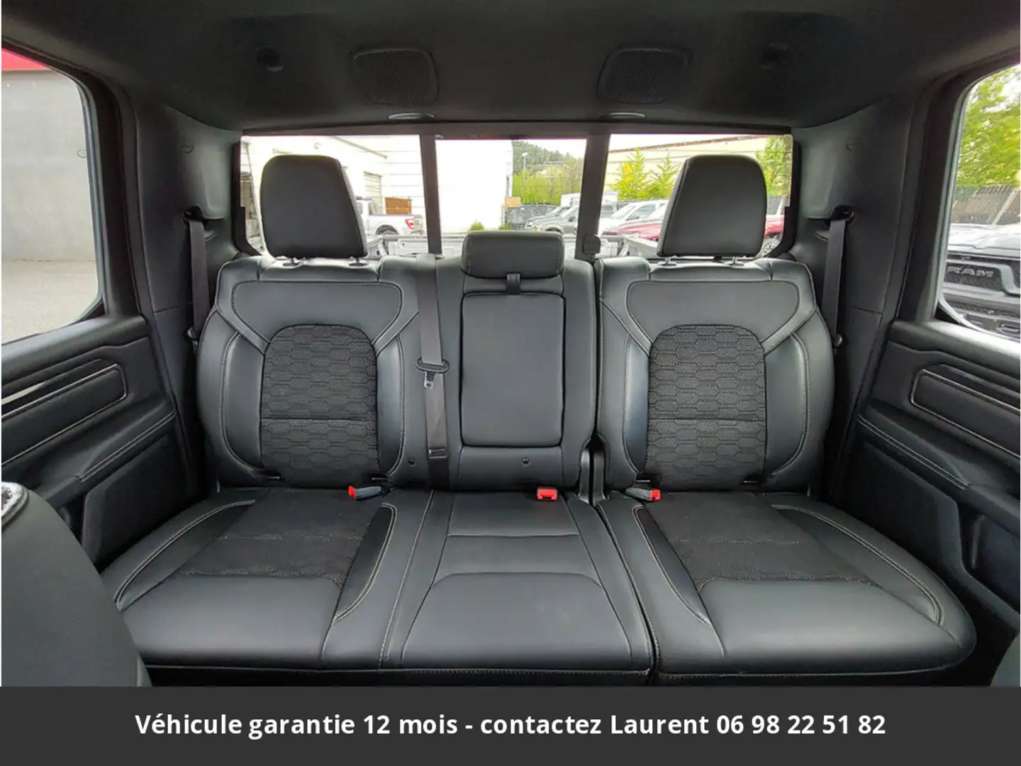 Dodge RAM Sport Night 12P 5.7L 4x4 Tout compris hors homolog Gris - 2