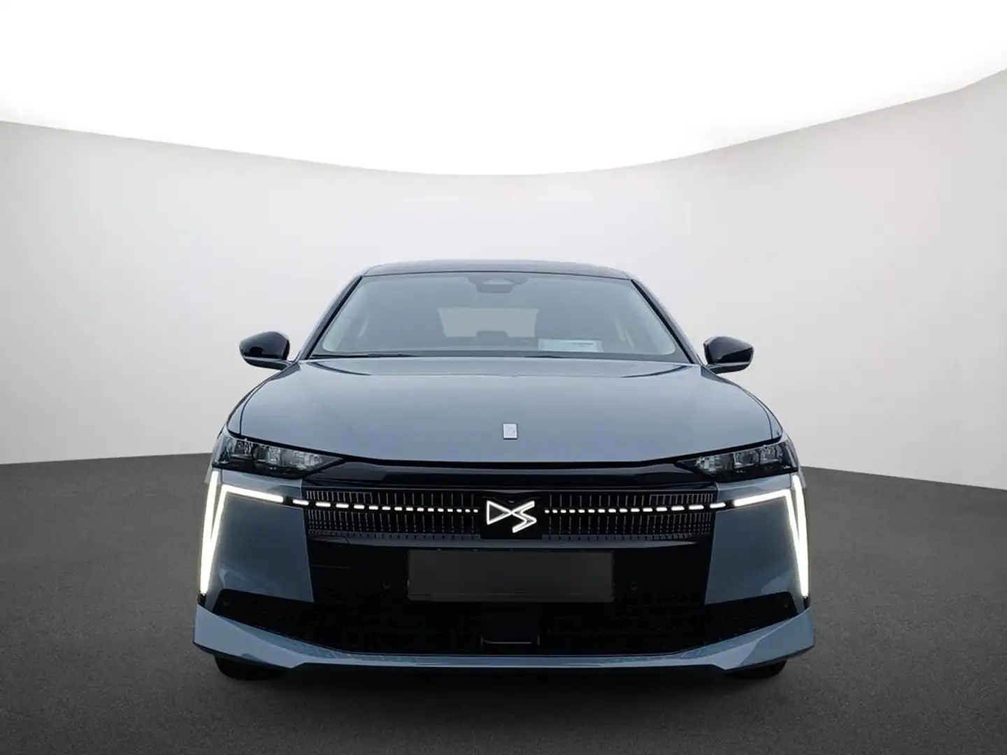 DS Automobiles N°4 N°4 E-Tense 157 kW Jules Verne Grau - 2