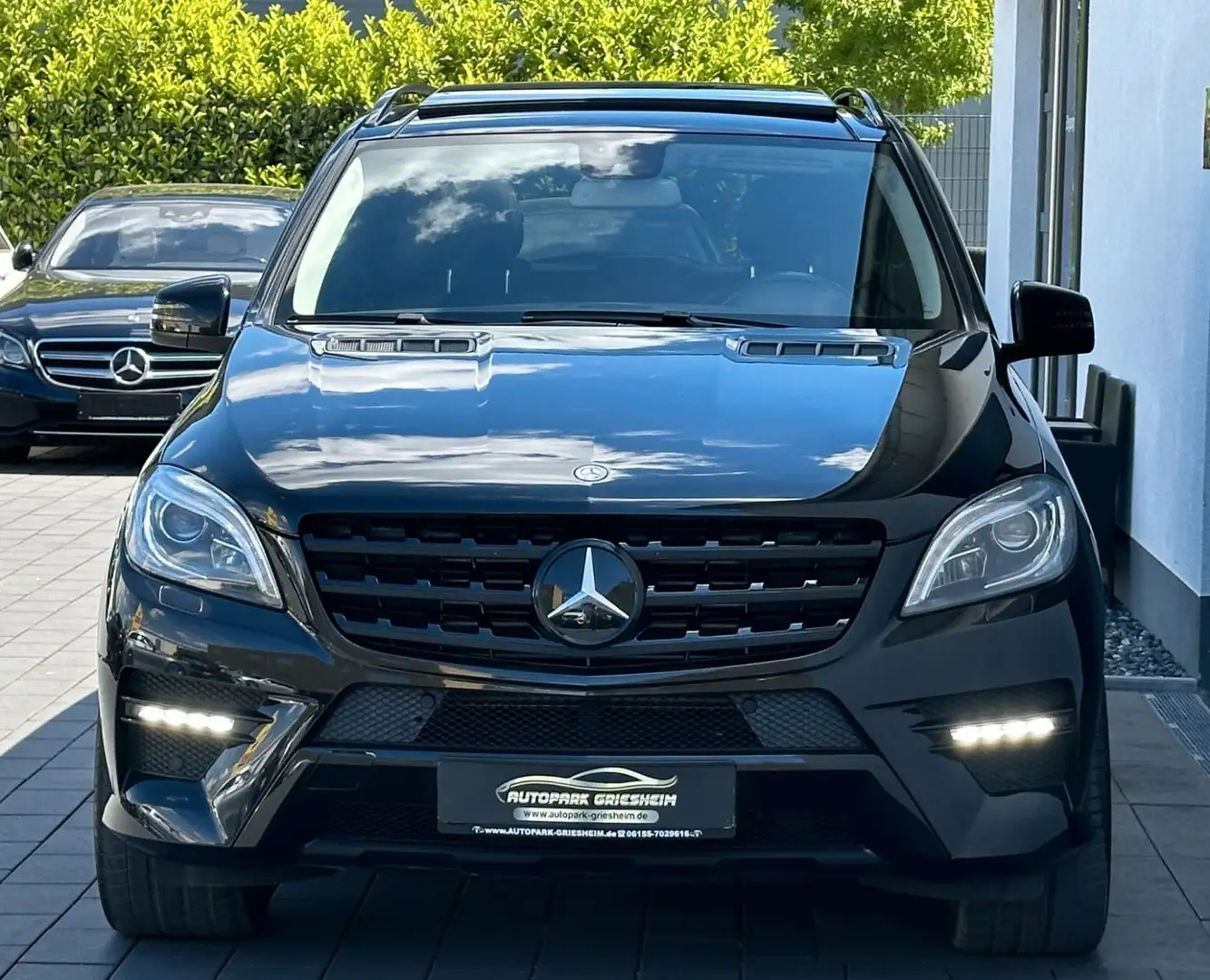 Mercedes-Benz ML 350 CDI BlueT*AMG*VOLL*COMAND*PANO*KAMERA*AHK Negro - 2