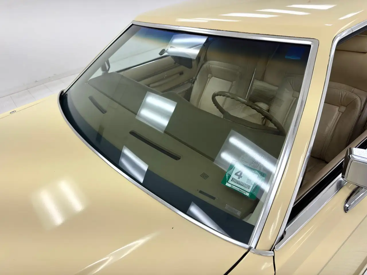 Lincoln Continental Mark V, foto 12