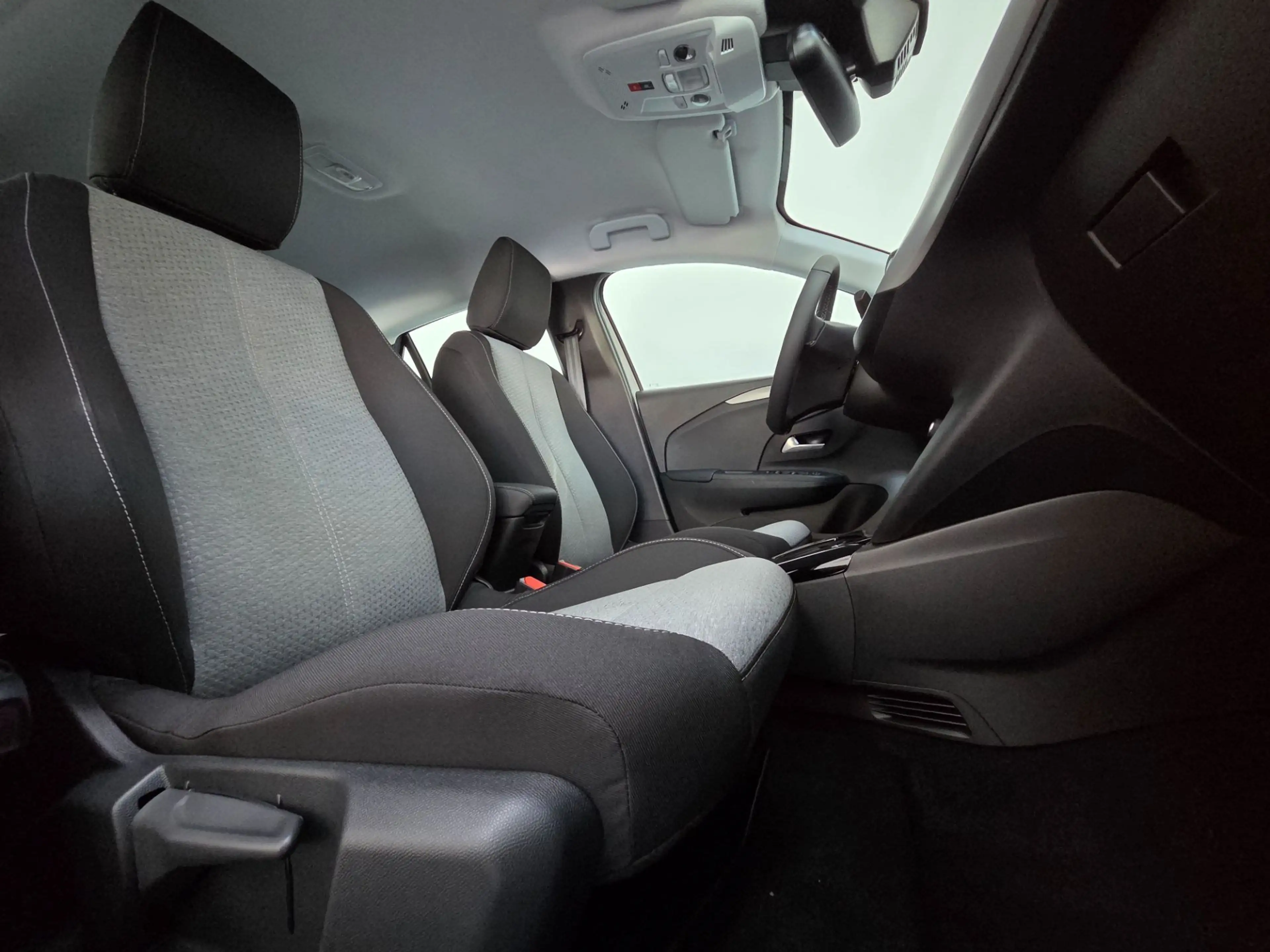 Opel Corsa-e 50kWh Corsa Edition — photo 14