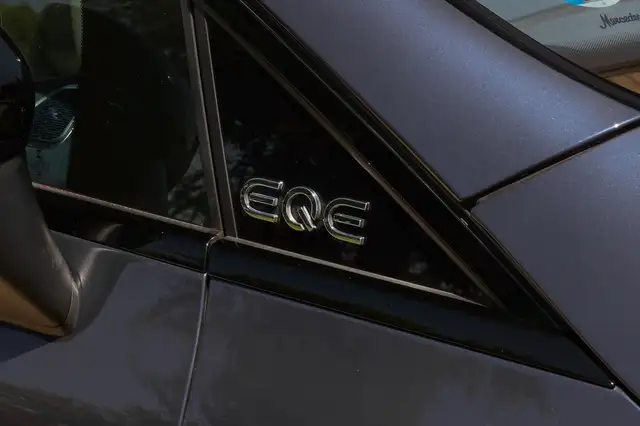 Mercedes-Benz Eqe view 7