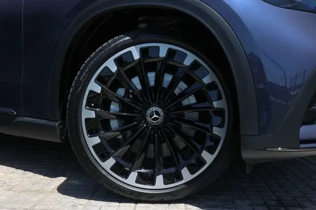 Mercedes-Benz Eqe view 2