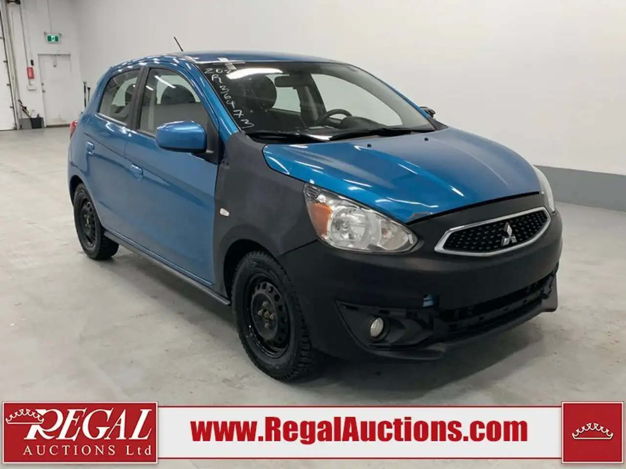 Mitsubishi Mirage снимка Mitsubishi Mirage