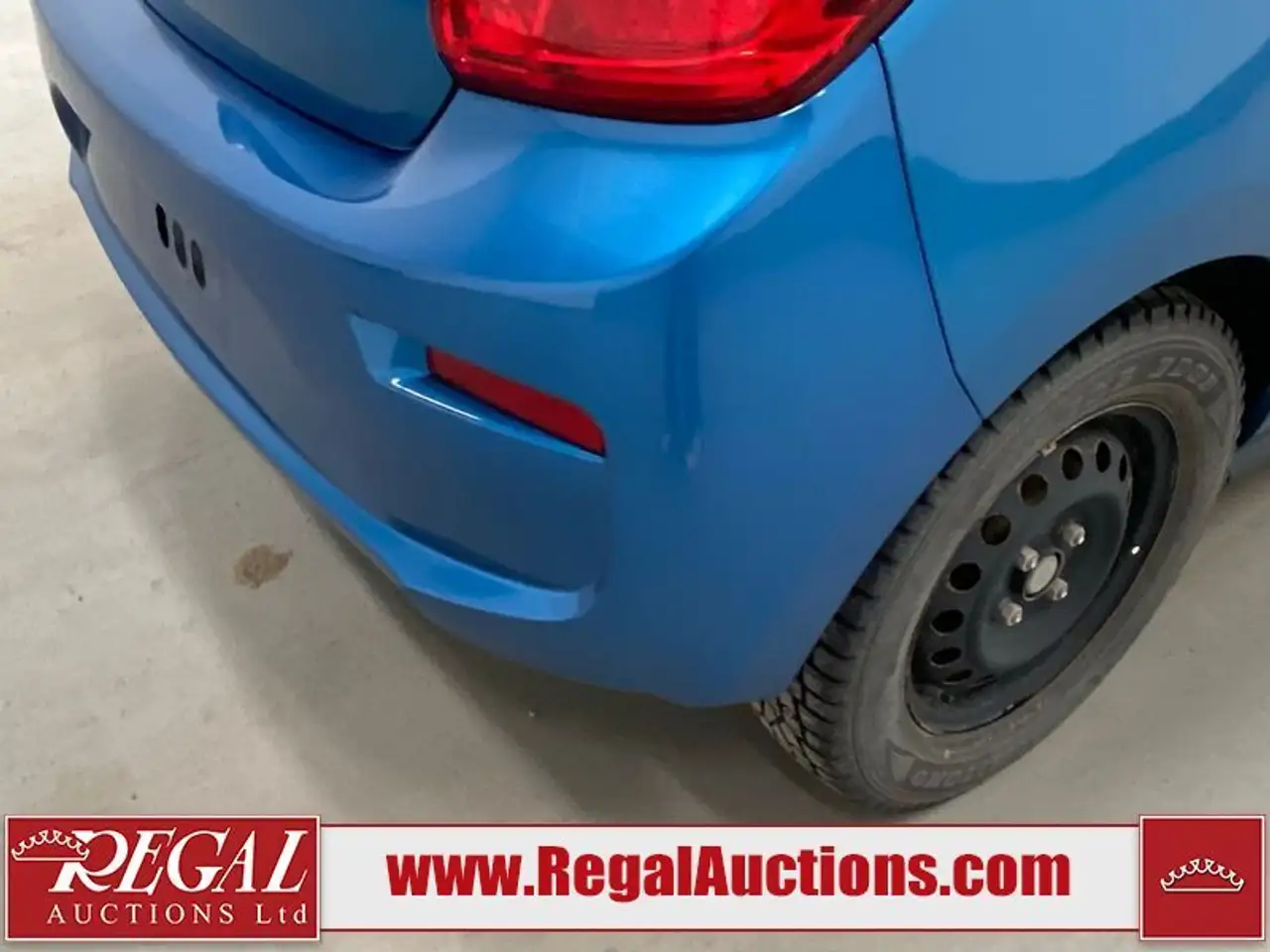 Mitsubishi Mirage снимка Mitsubishi Mirage