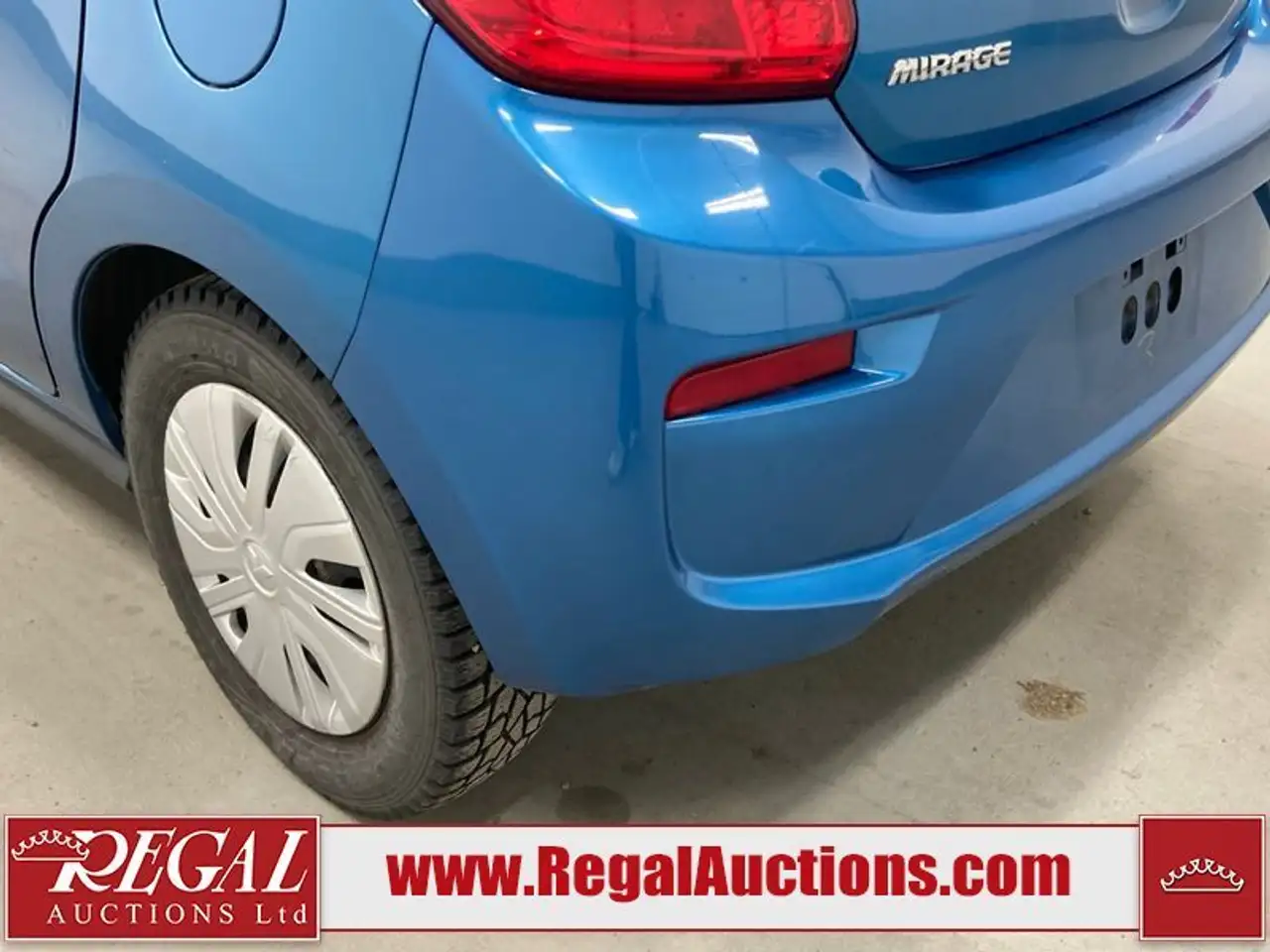 Mitsubishi Mirage снимка Mitsubishi Mirage
