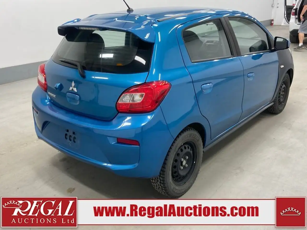 Mitsubishi Mirage снимка Mitsubishi Mirage