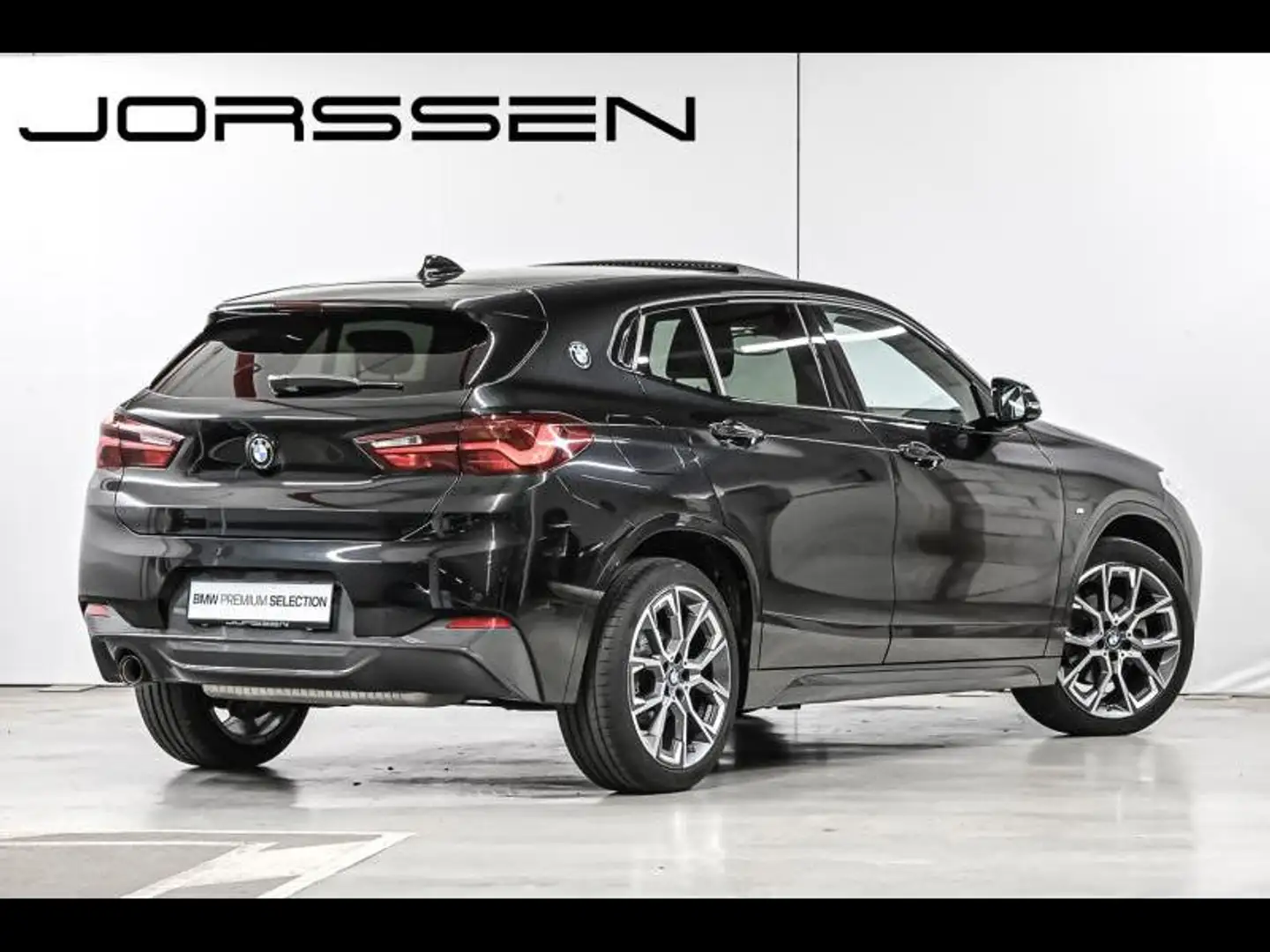 BMW X2 X2 sDrive 18i Zwart - 2