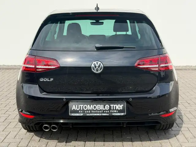 Volkswagen Golf view 6