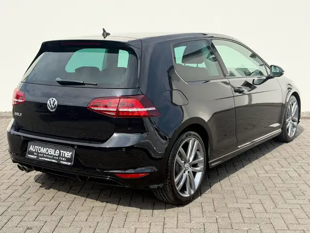 Volkswagen Golf view 5