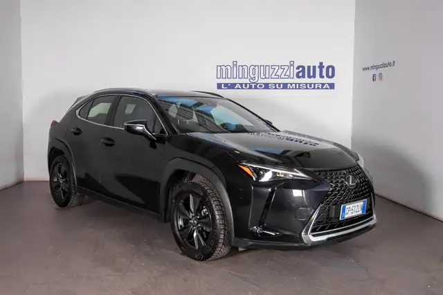 Lexus UX 250h