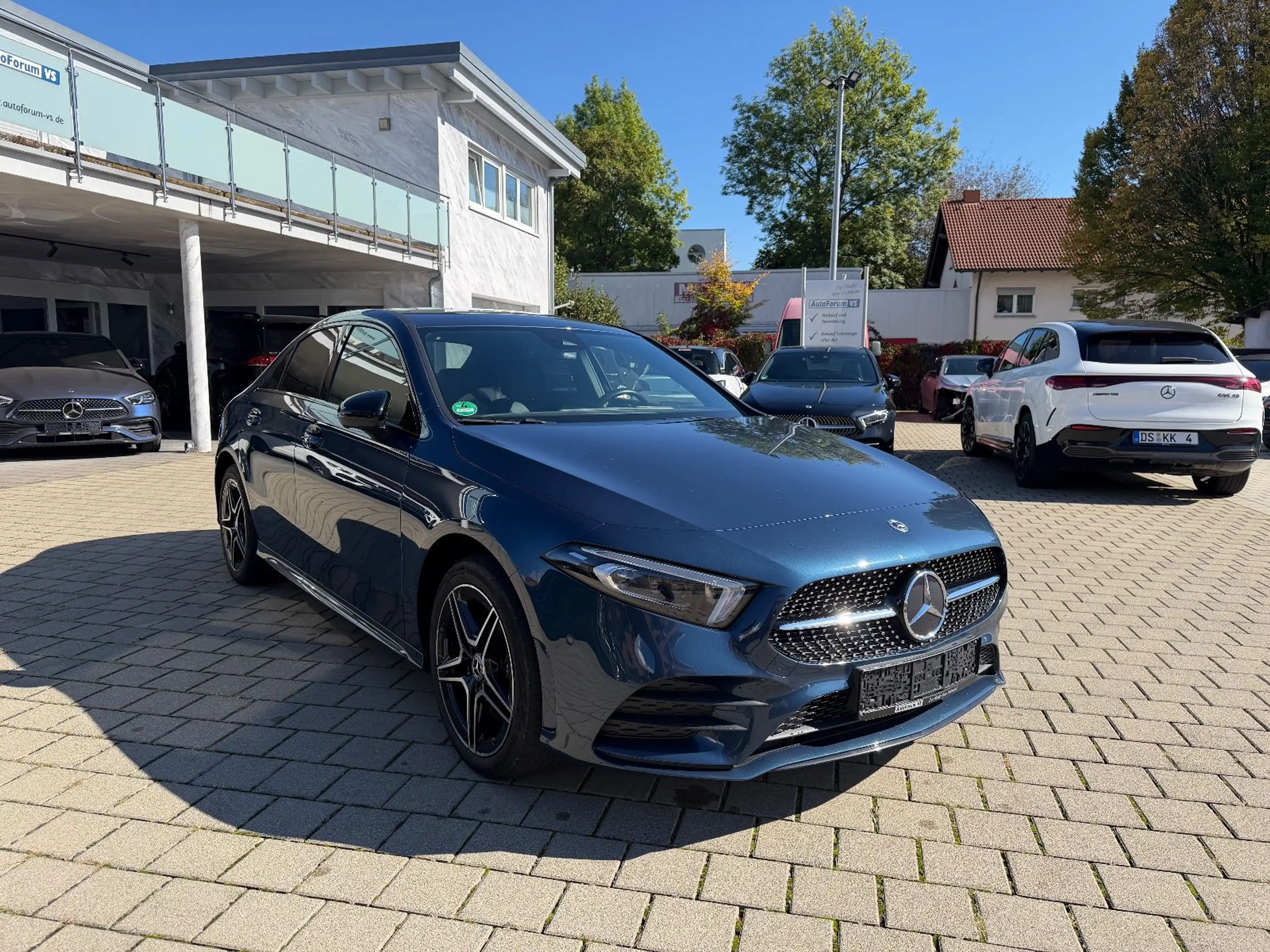 Mercedes-Benz A 250 e lim AMG*MBUX*Night*Ambi*Navi*360° — photo 3