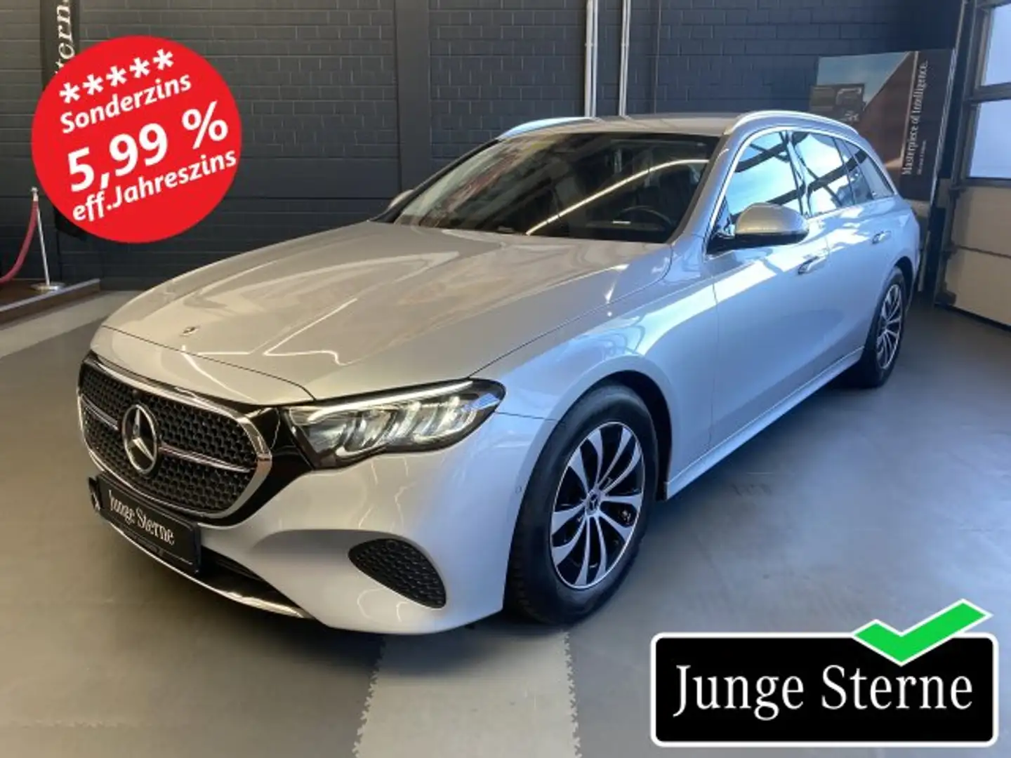 Mercedes-Benz E 200 E 200 T Avantgarde Distronic LED MBUX Kamera... Argent - 1