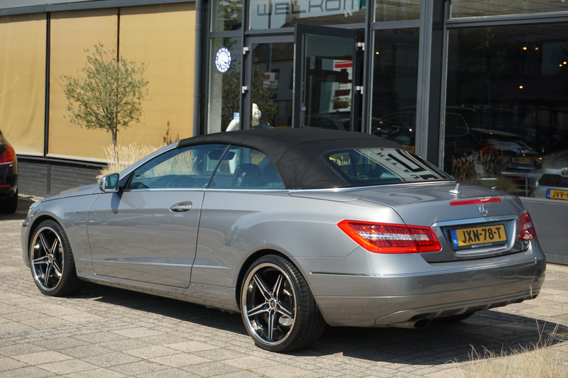 Mercedes-Benz E 200 Cabrio CGI Elegance — photo 2