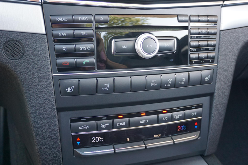 Mercedes-Benz E 200 Cabrio CGI Elegance — photo 8