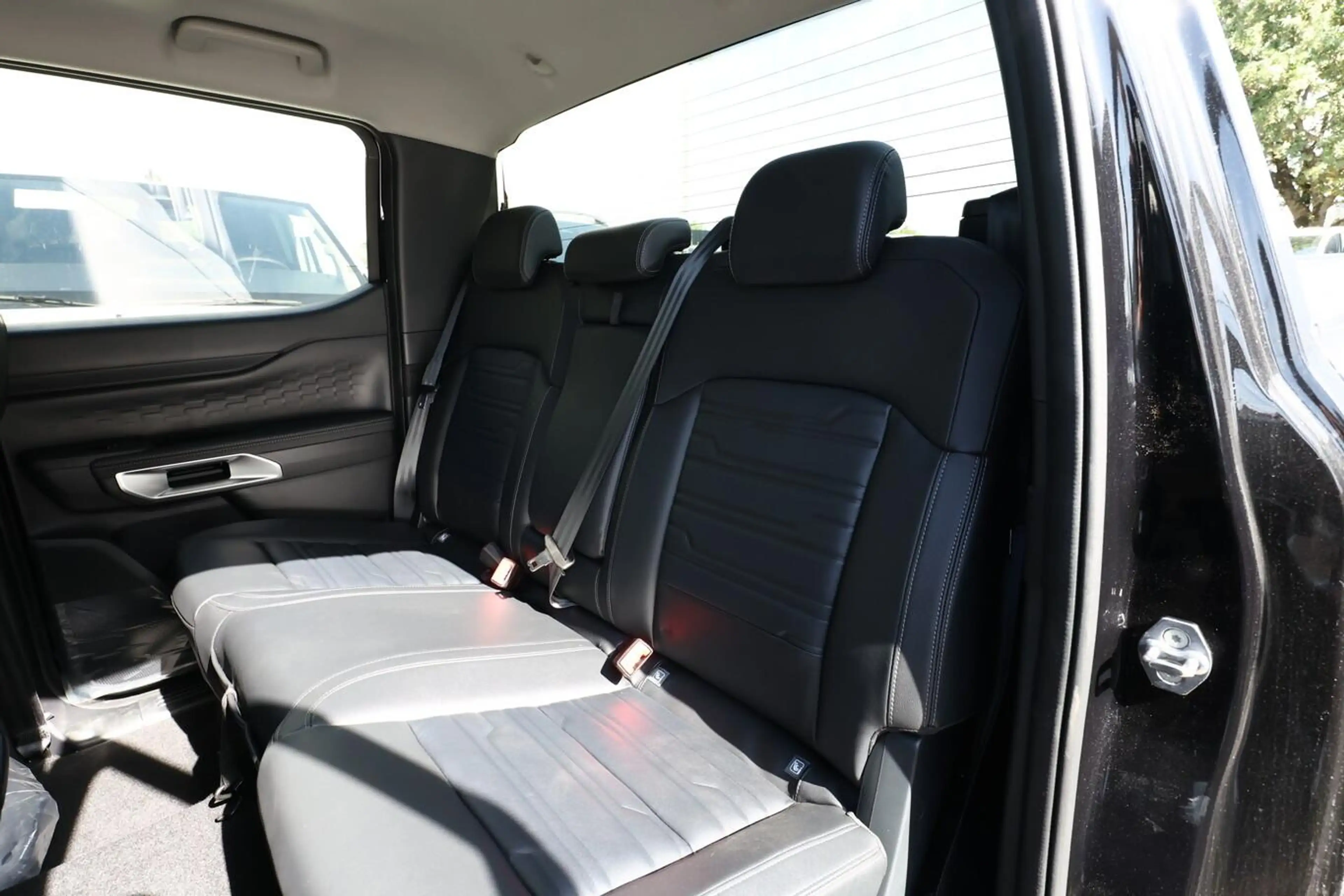 Ford Ranger Limited DoKa el.Rollo AHK ACC LED SHZ Nav 151 k... — photo 10