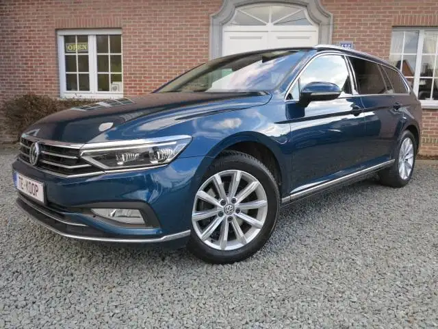 Volkswagen Passat Variant 1.6 TDi DSG PARKPILOT Elegance Business IN PROMO!