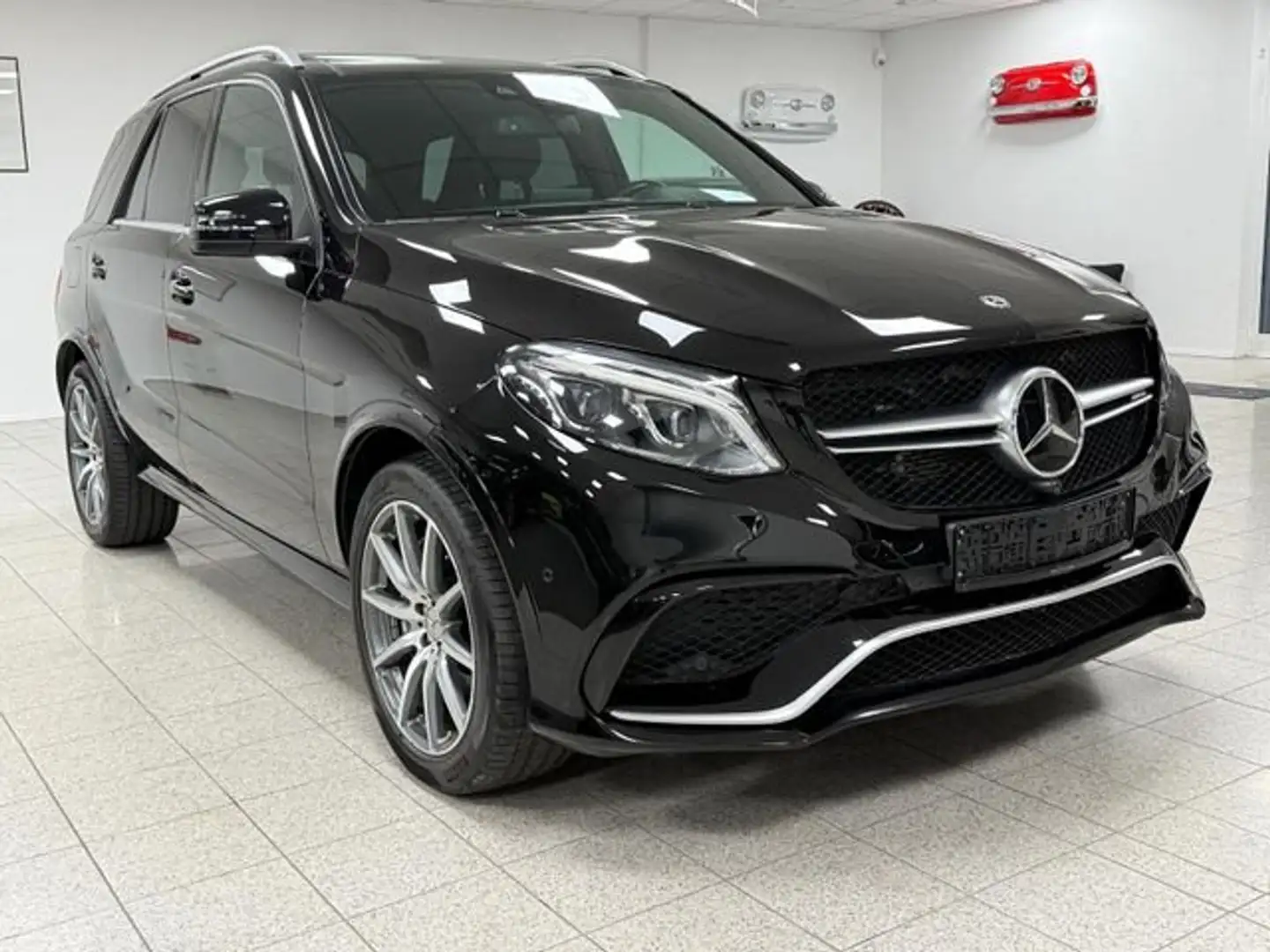 Mercedes-Benz GLE 63 AMG Mercedes-AMG GLE 63 4MATIC | 1. Hand | Voll Schwarz - 2