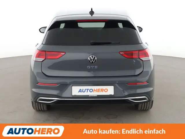 Volkswagen Golf view 5