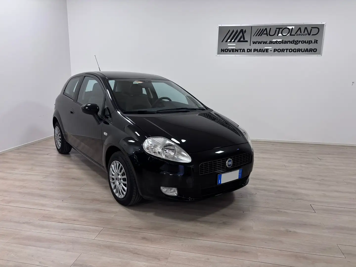 Fiat Grande Punto Grande Punto 3p 1.2 *** NEOPATENTATI*** Negro - 1