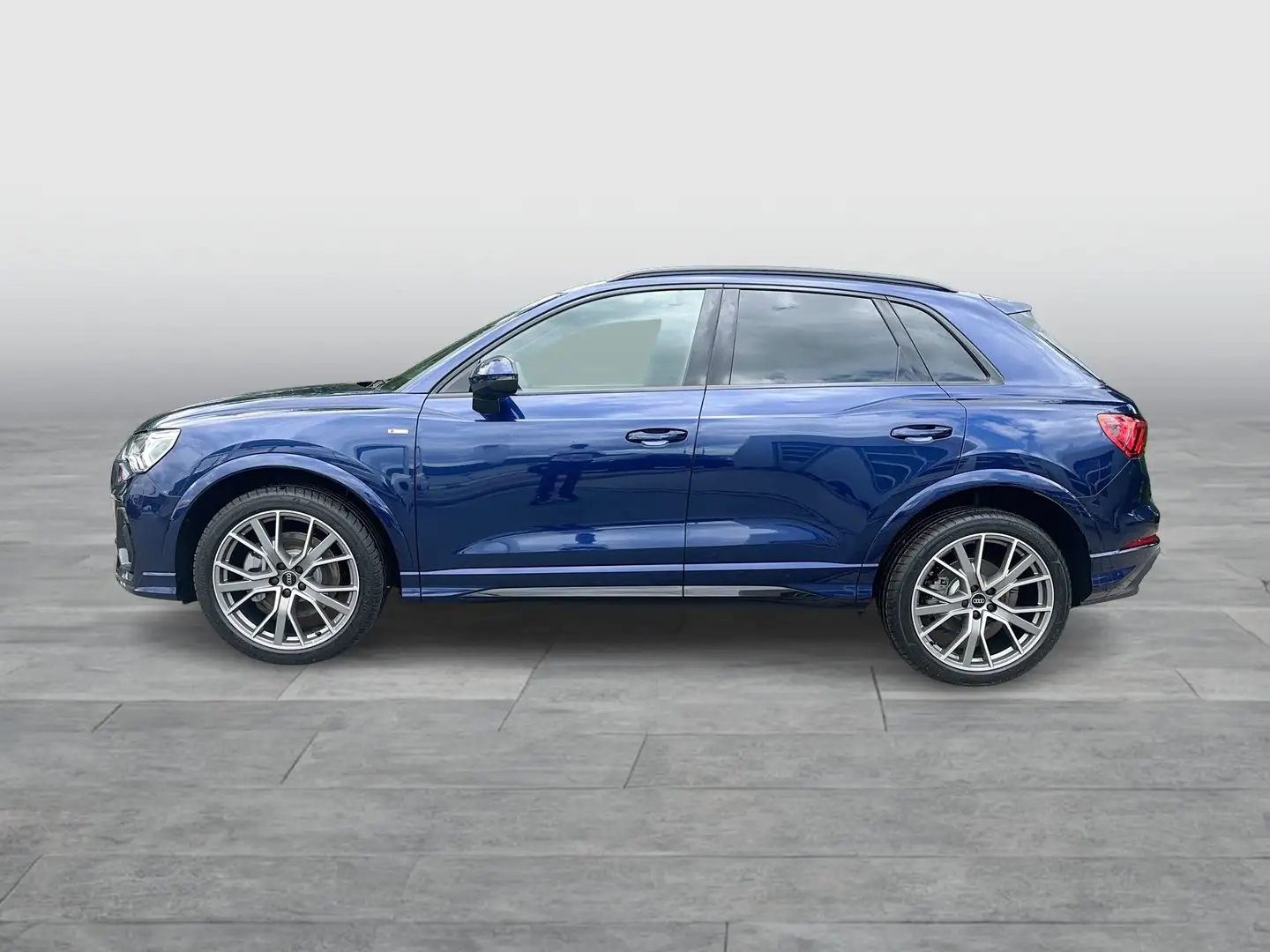 Audi Q3 40 TDI quattro admired Bleu - 2