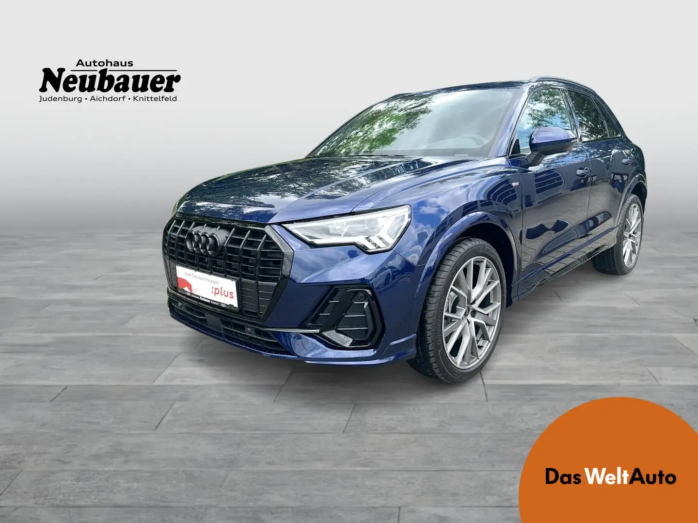 Audi Q3 40 TDI quattro admired Bleu - 1