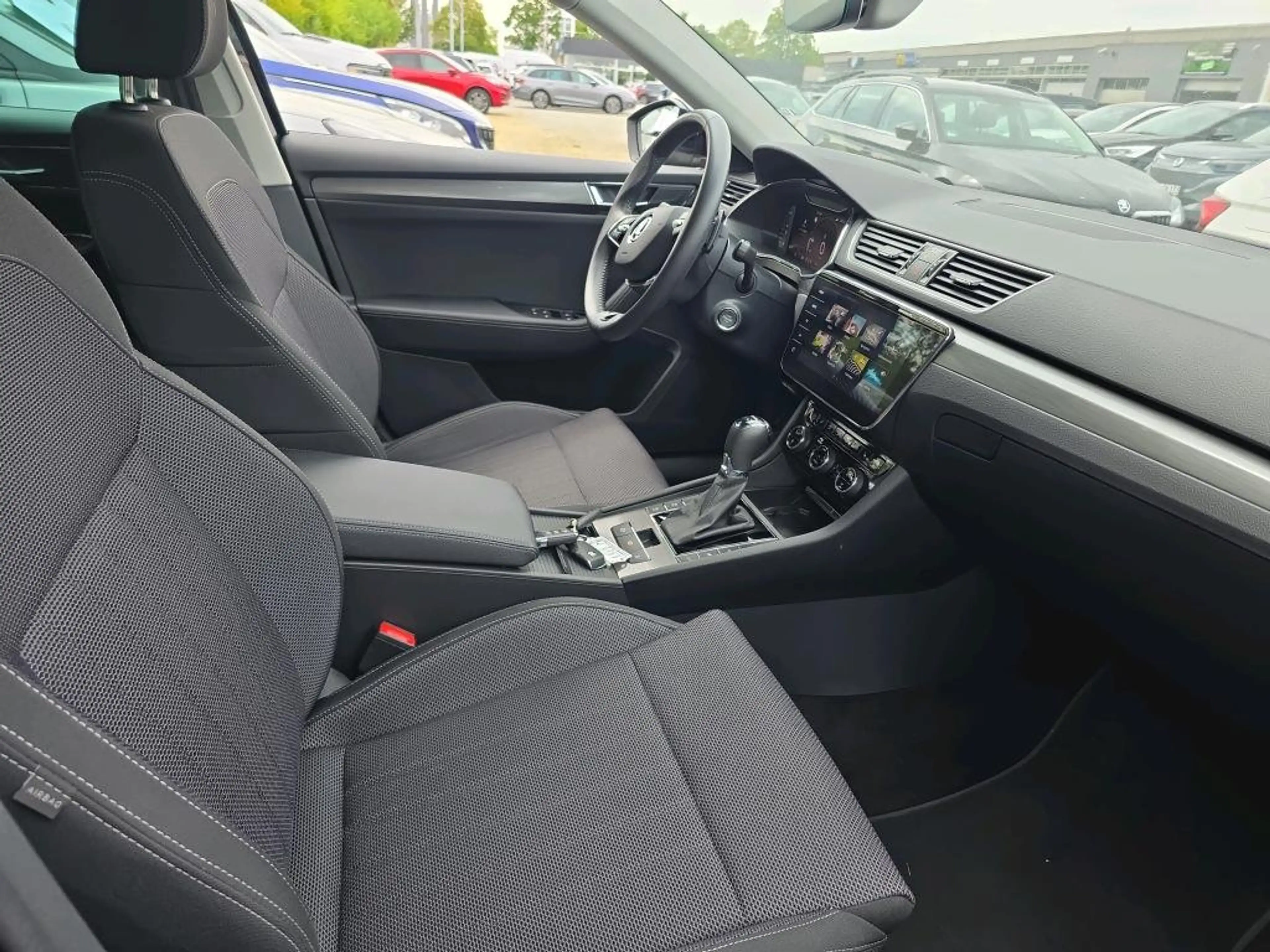 Skoda Superb Combi 2.0 TDI Style/AHK/ST-HZG/360°/ACC/ — photo 5