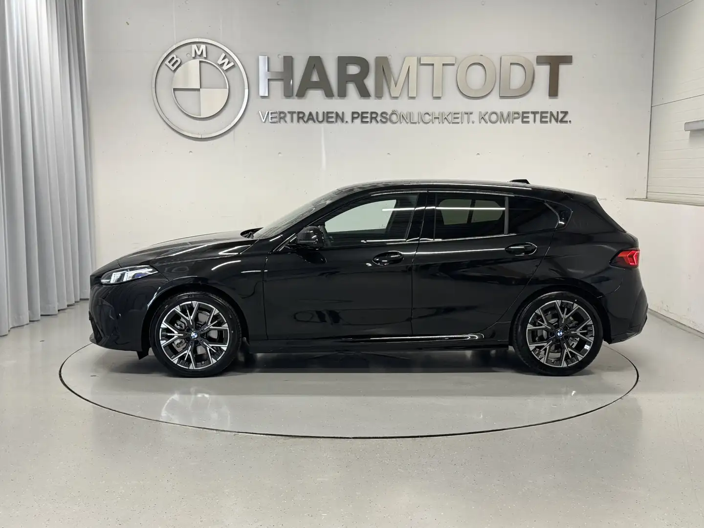BMW 120 d Schwarz - 2