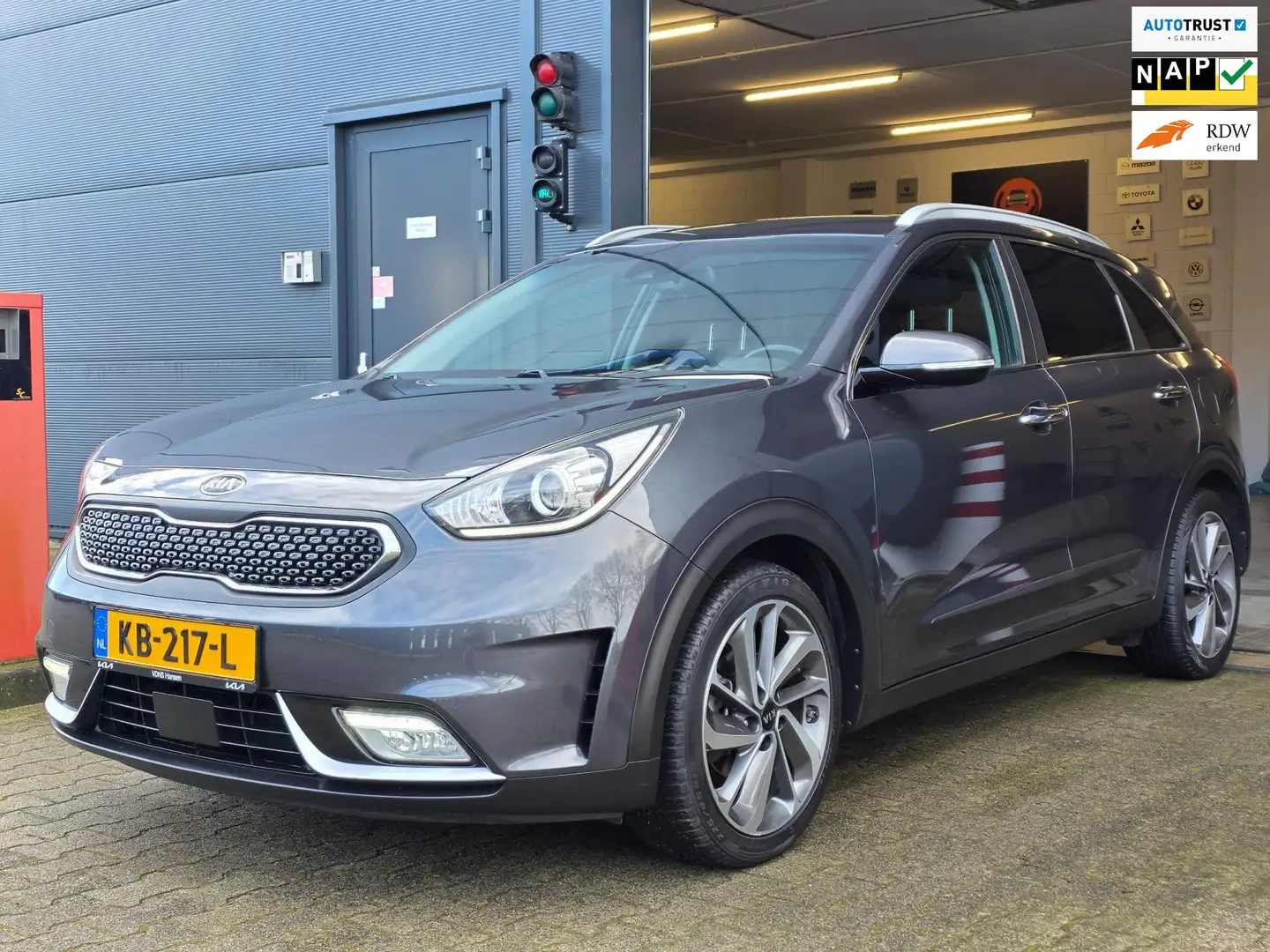Kia Niro 1.6 GDi Hybrid ExecutiveLine / VOL MET LUXE OPTIES Grau - 1