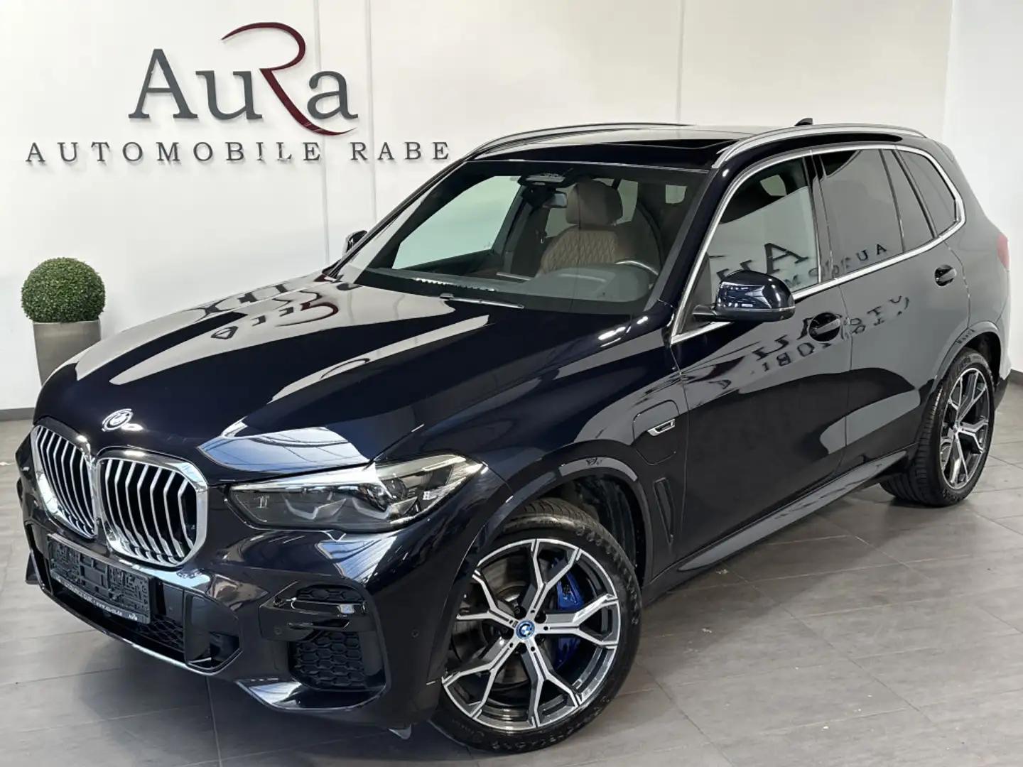BMW X5 xDrive45e M-Sport NAV+LED+PANO+360°+ACC+21ZO Černá - 1
