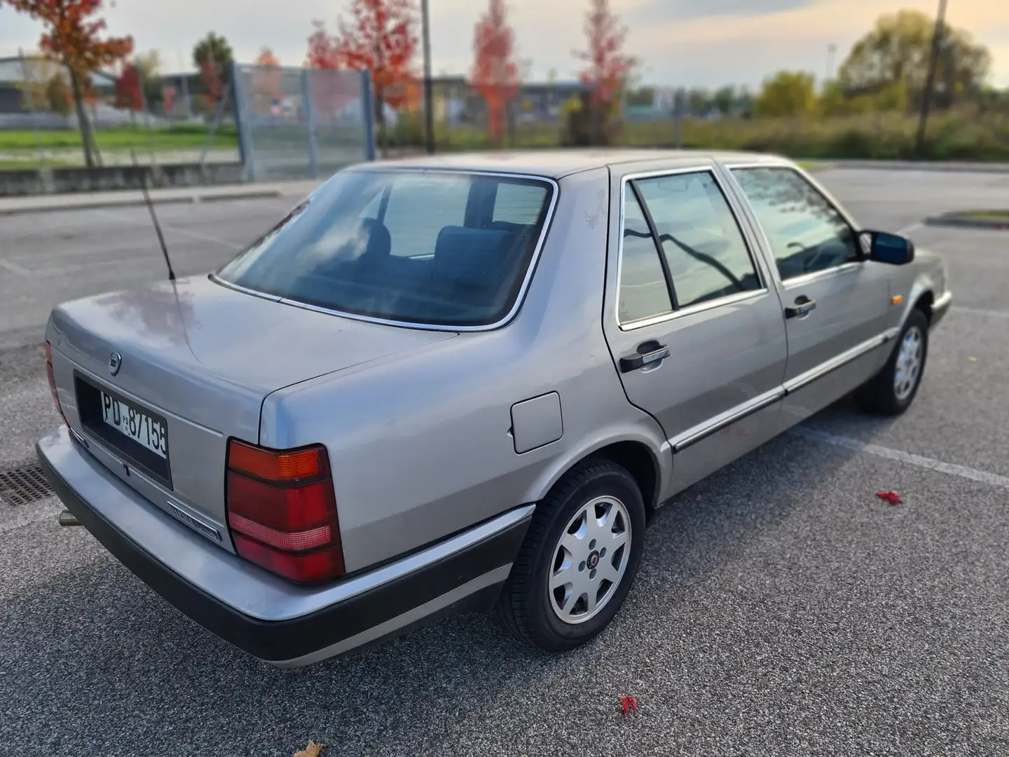 Lancia Thema i.e. turbo - 2
