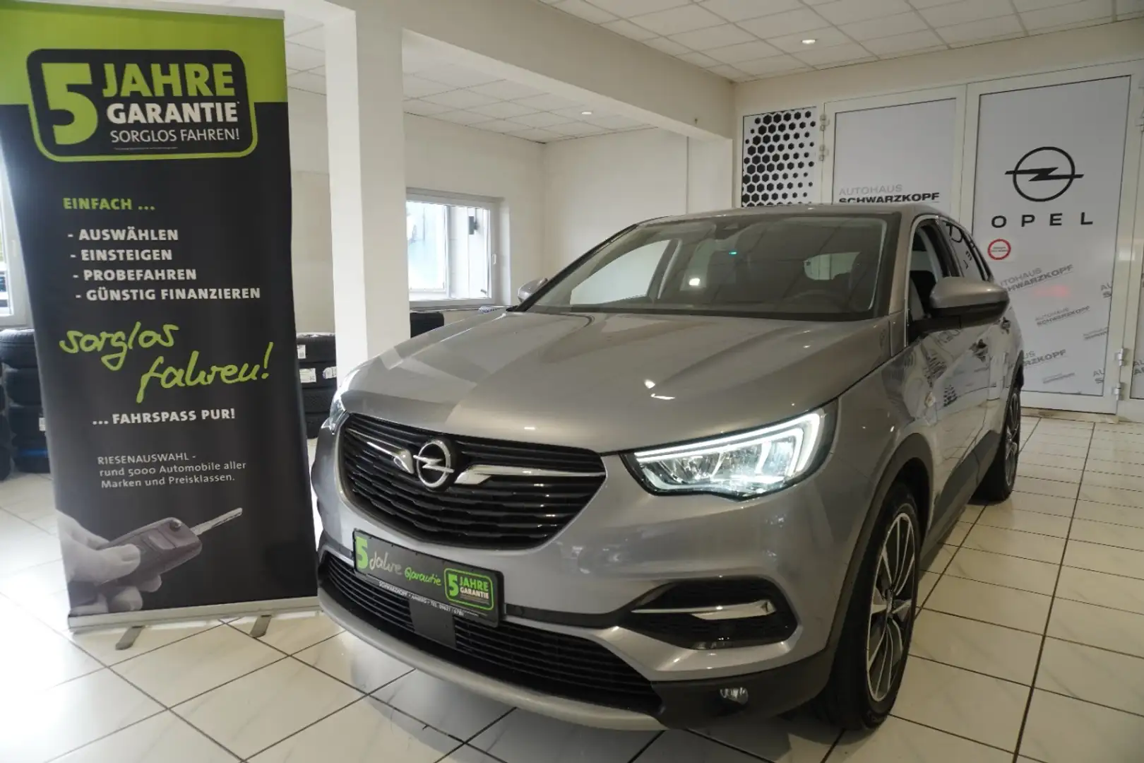 Opel Grandland 1.6T Hybrid Fin. ab 2,99% Navi,AHK Gris - 2