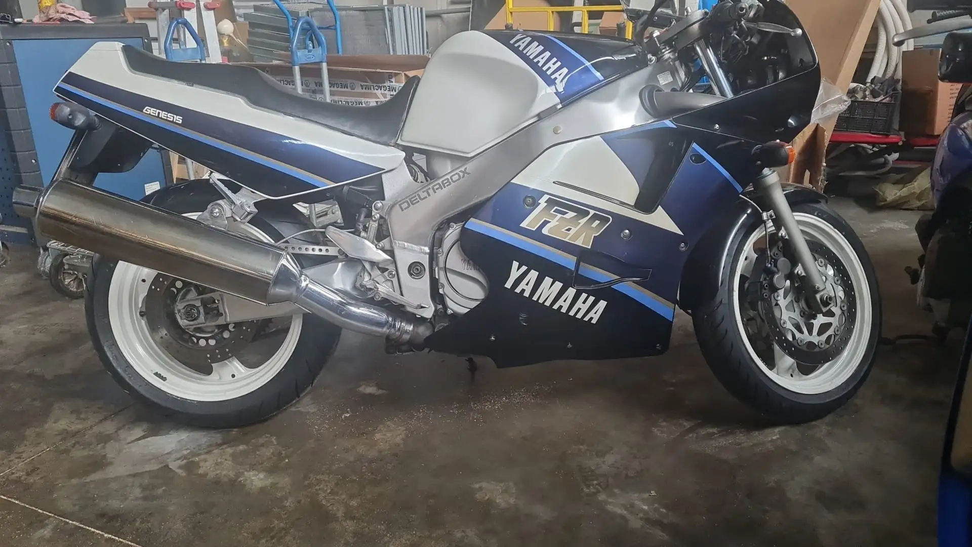 Yamaha FZR 1000 Bleu - 1