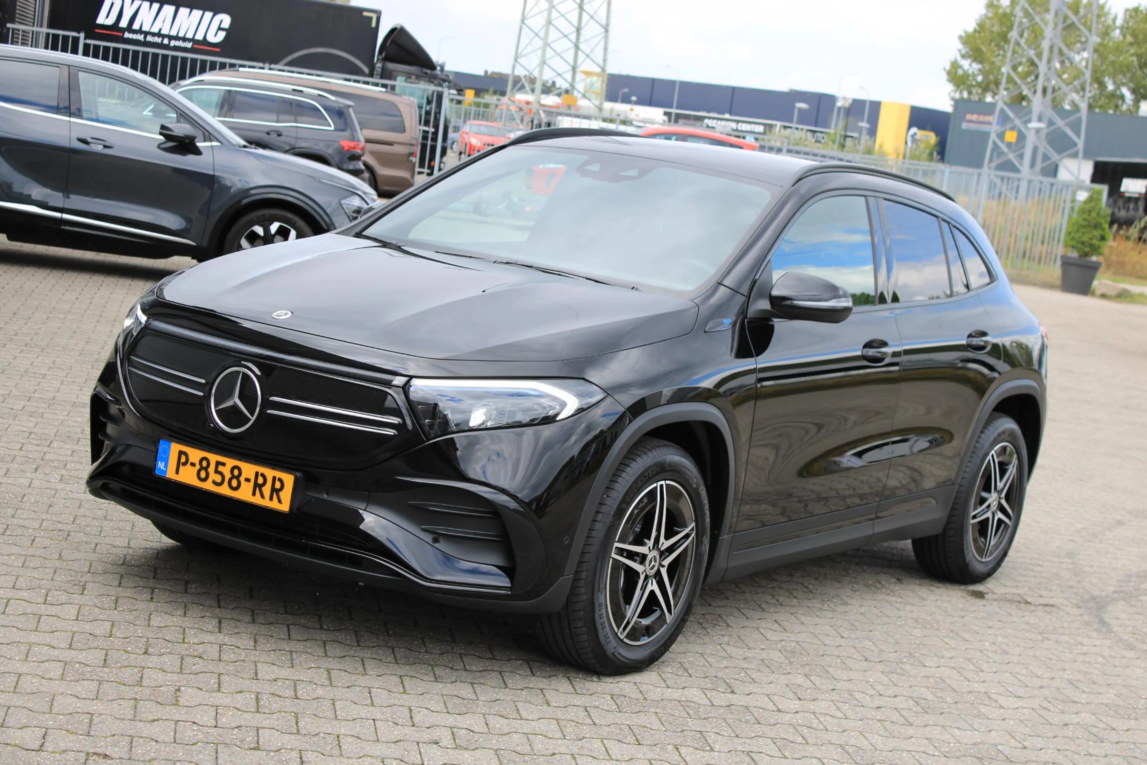 Mercedes-Benz EQA 250 AMG 95,2% SOH | Trekhaak | Distronic | Camera | Ni — photo 10