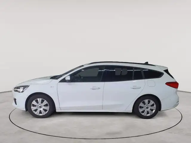 Ford Focus view 6