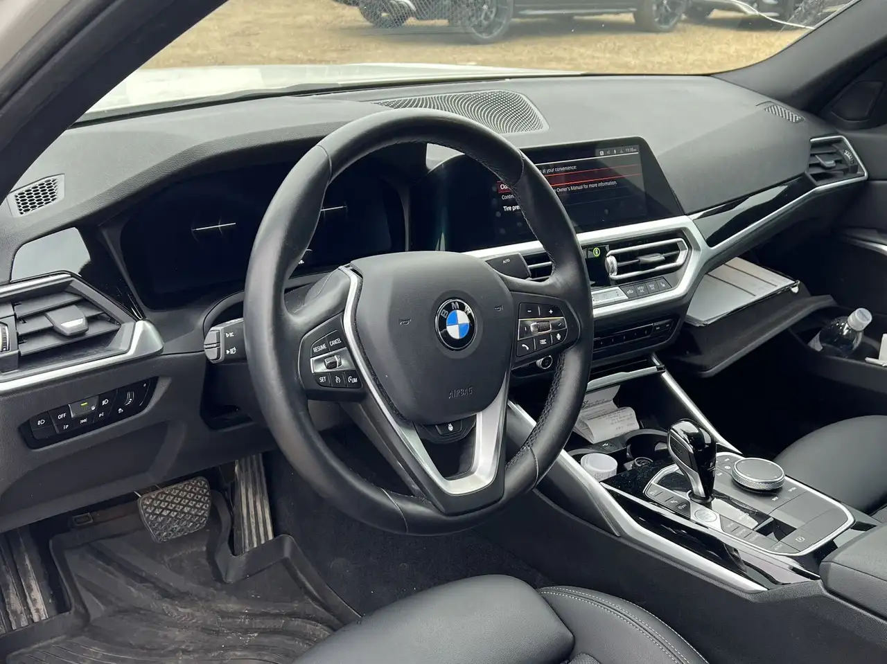 BMW 3 Series снимка BMW 3 Series