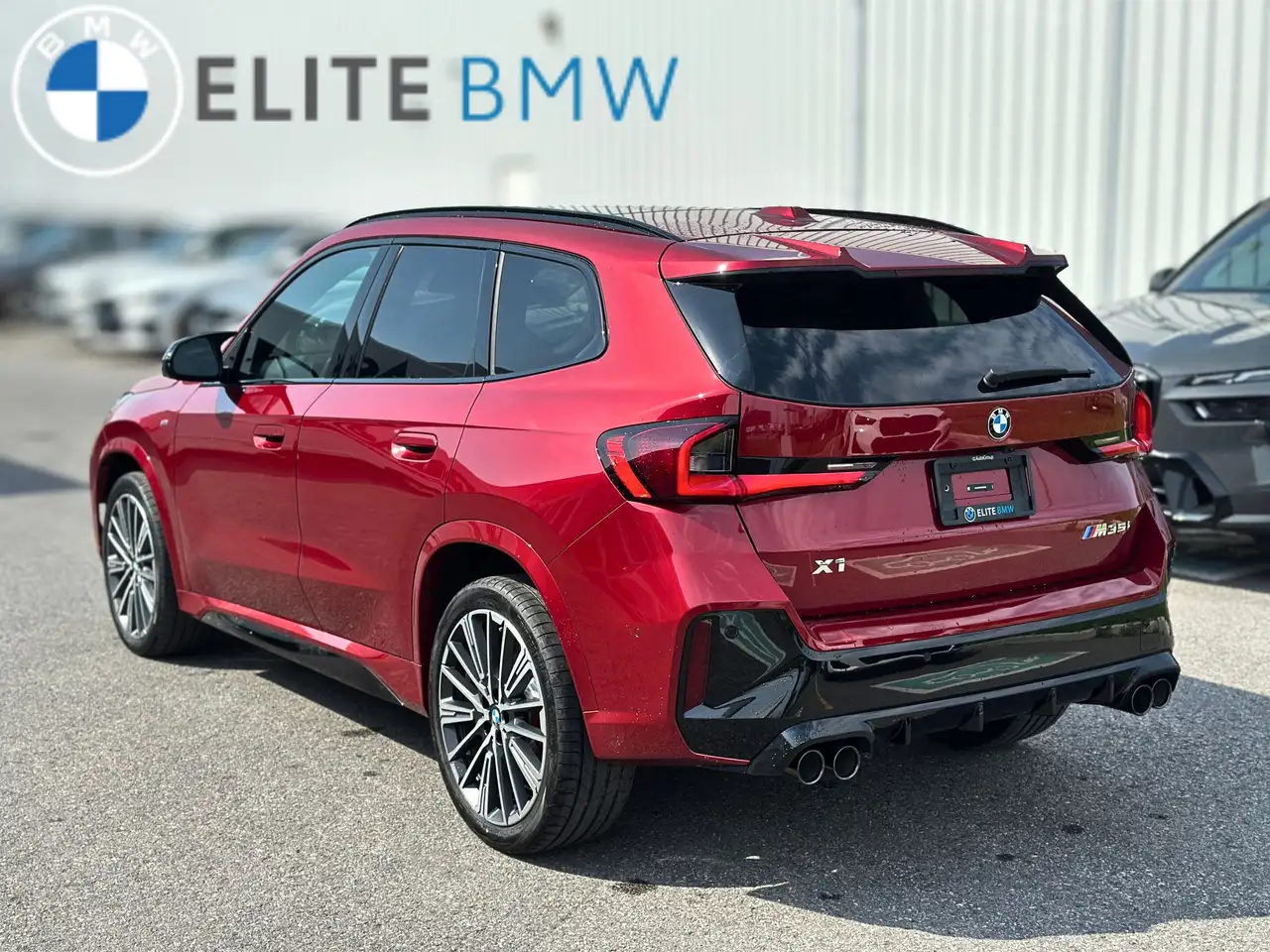 BMW X1 снимка BMW X1