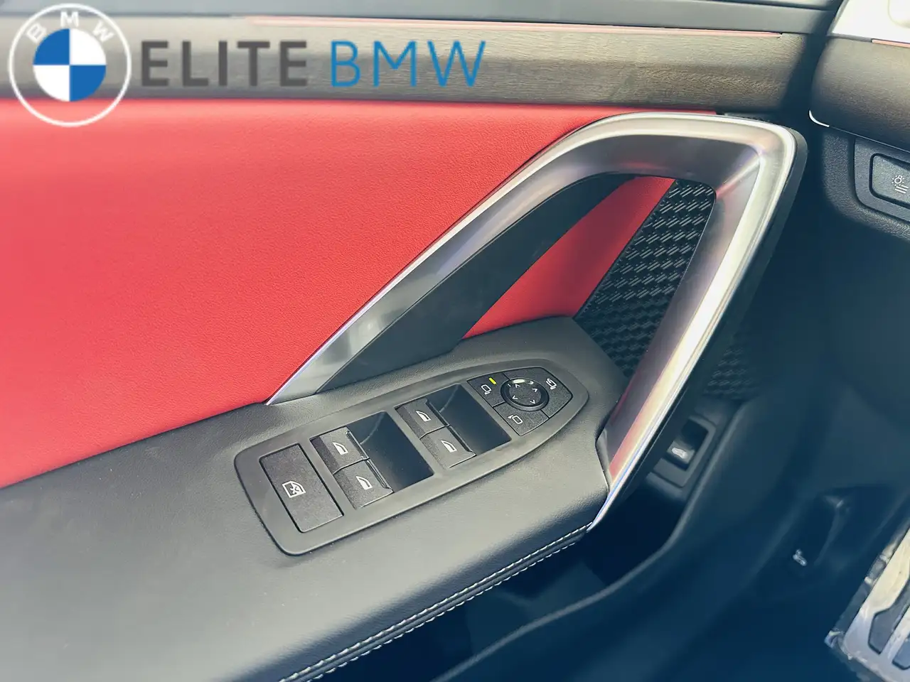 BMW X1 снимка BMW X1