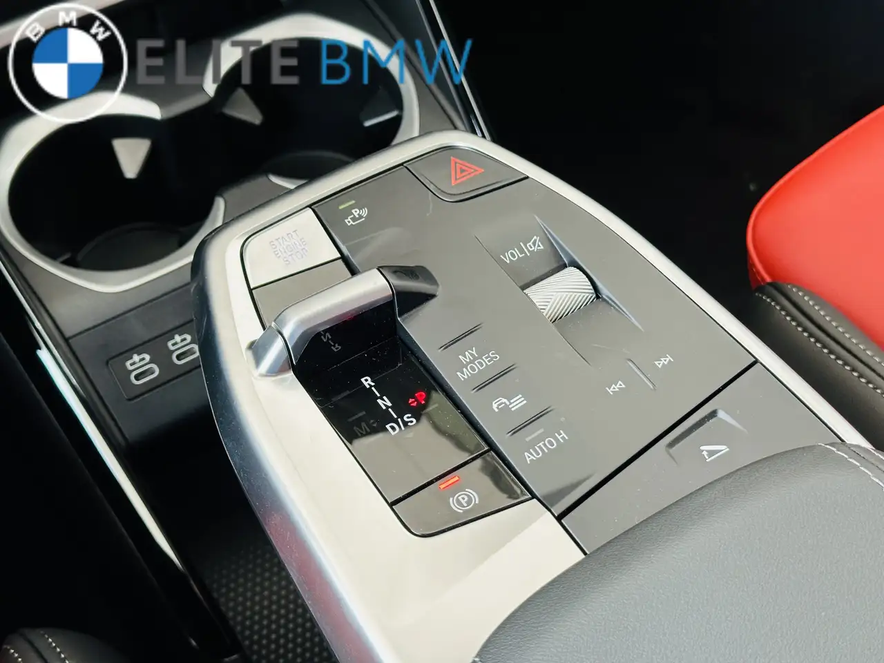 BMW X1 снимка BMW X1