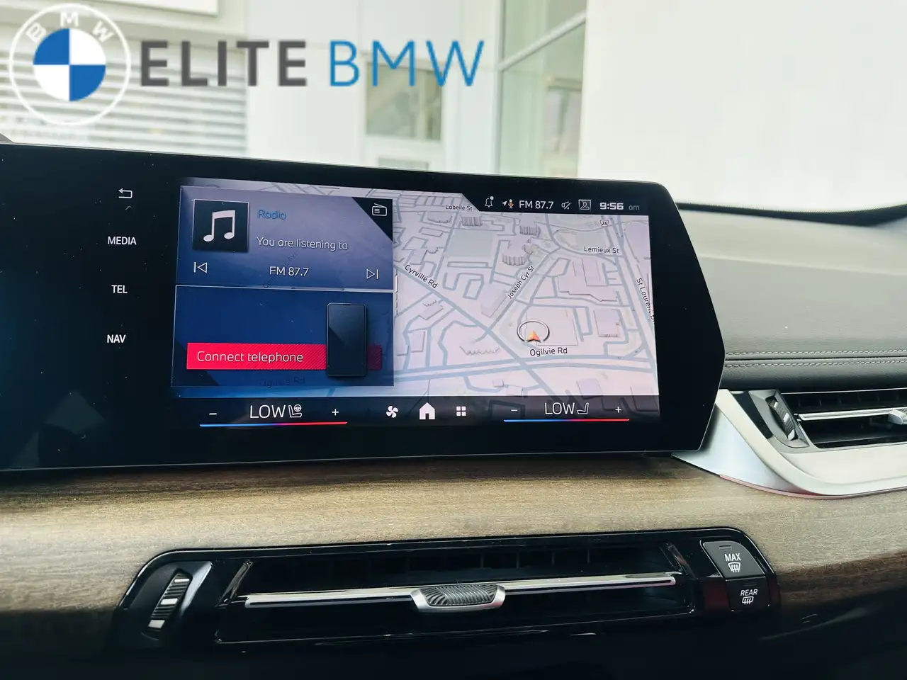 BMW X1 снимка BMW X1