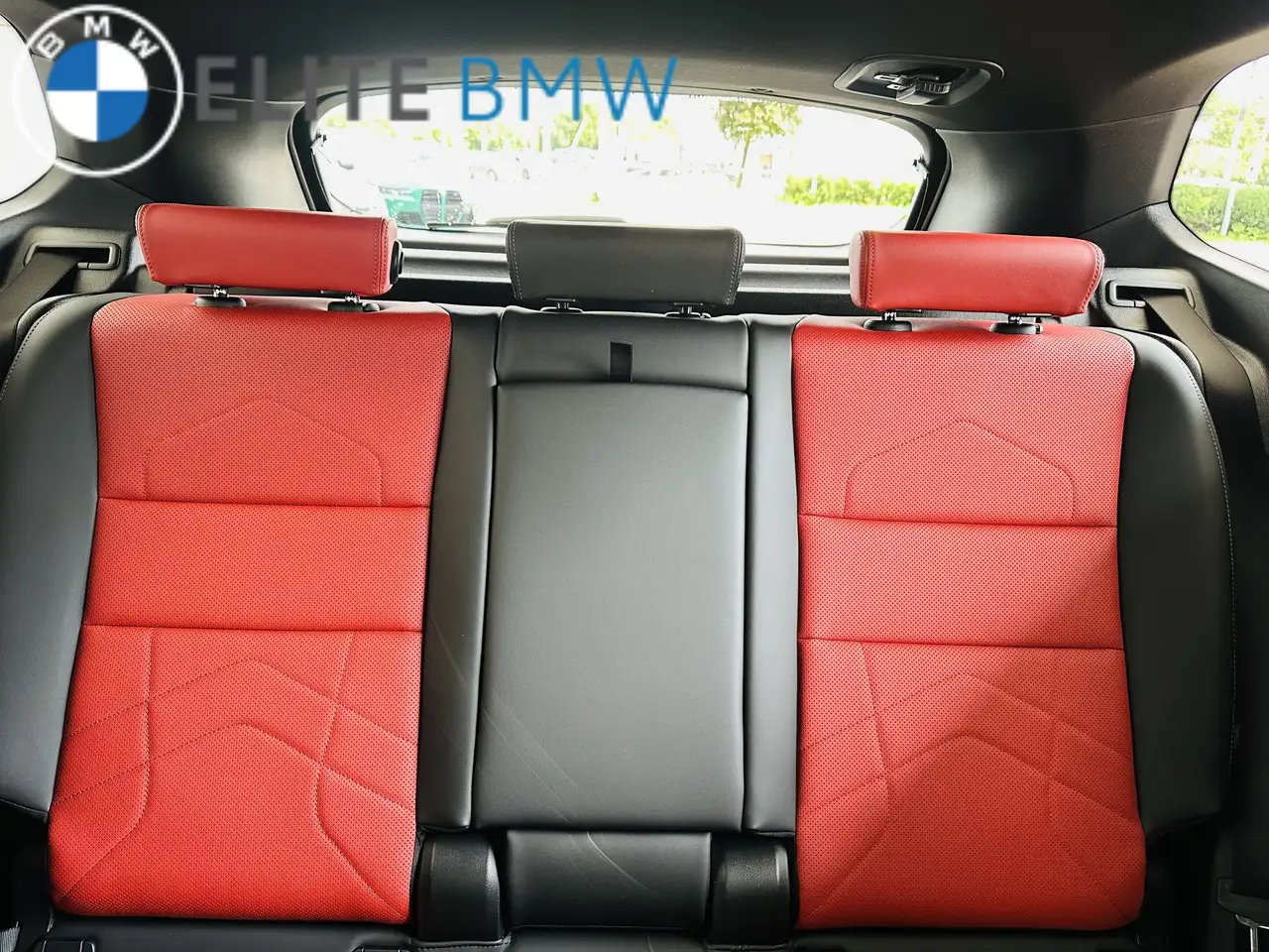 BMW X1 снимка BMW X1
